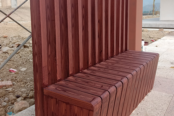 四川省涼山市德昌縣德州鎮(zhèn)鋼構(gòu)廊架木紋漆施工項(xiàng)目