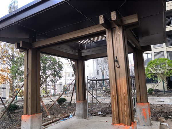 荊州涼亭仿木紋漆施工效果